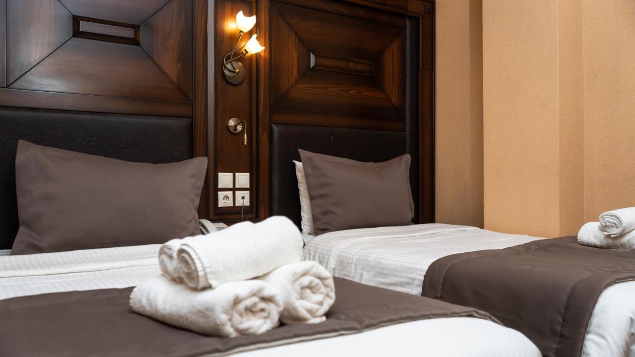 Dellas Boutique Hotel Kalampaka Exteriör bild