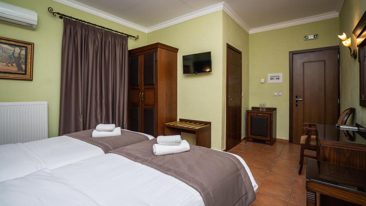 Dellas Boutique Hotel Kalampaka Exteriör bild