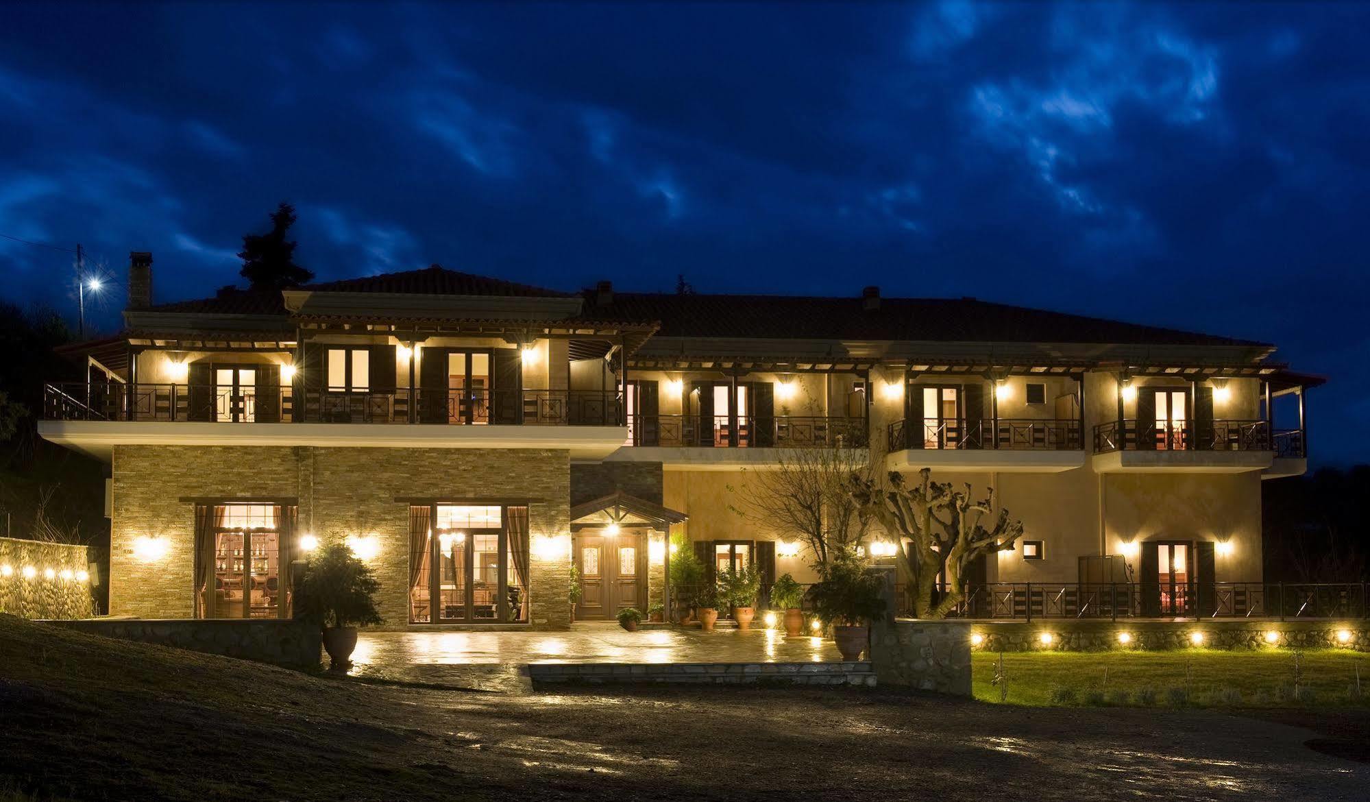 Dellas Boutique Hotel Kalampaka Exteriör bild